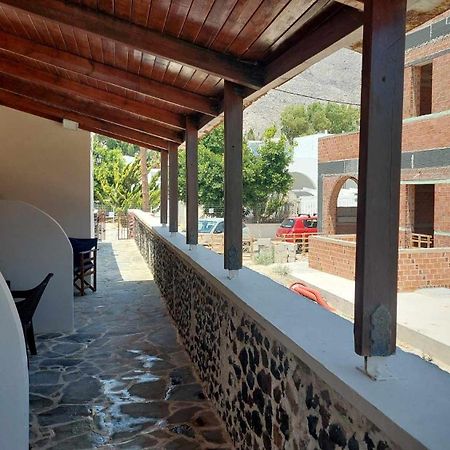 Anezinas Place Apartment Perissa  Exterior photo