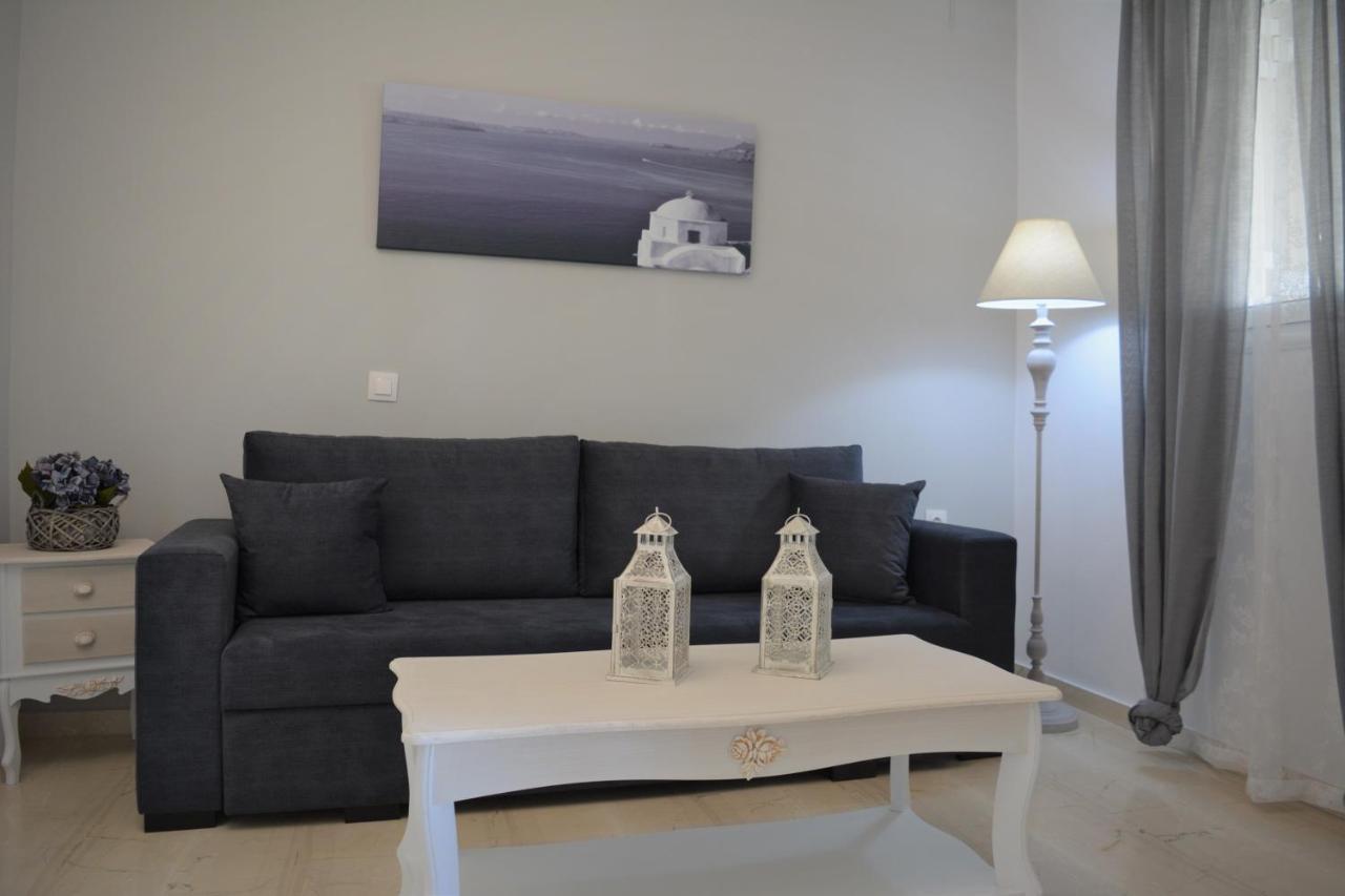 Anezinas Place Apartment Perissa  Exterior photo