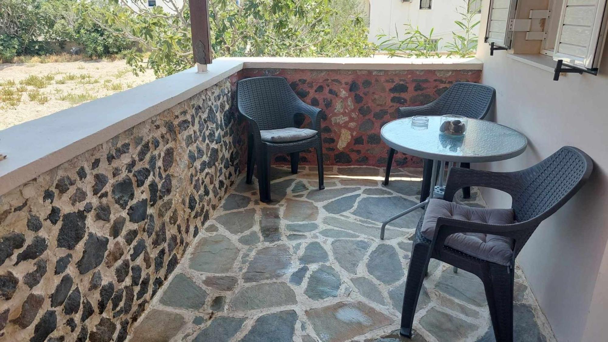 Anezinas Place Apartment Perissa  Exterior photo